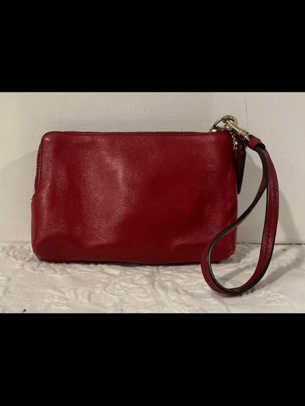 Coach Cherry Red, leather wristlet